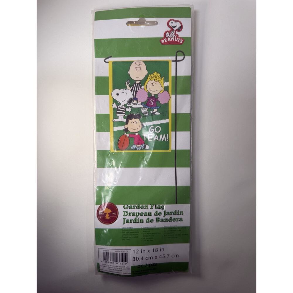 Charlie Brown & Peanuts “ Go Team! “ Green Sports Themed 12x18 Inch Garden Flag